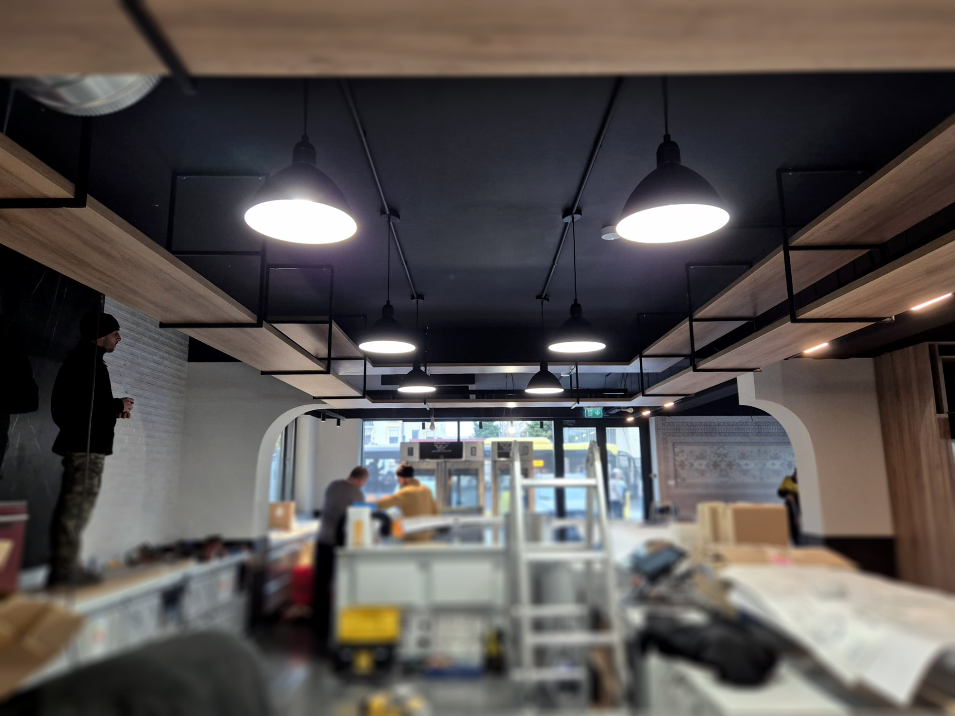 Iluminat Profesional pentru Băcăniei “La Mama” – În colaborare cu arh. Andra Marinescu