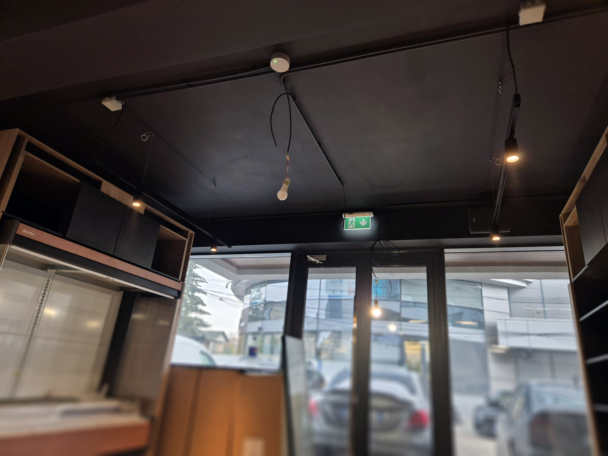 Iluminat Profesional pentru Băcăniei “La Mama” – În colaborare cu arh. Andra Marinescu